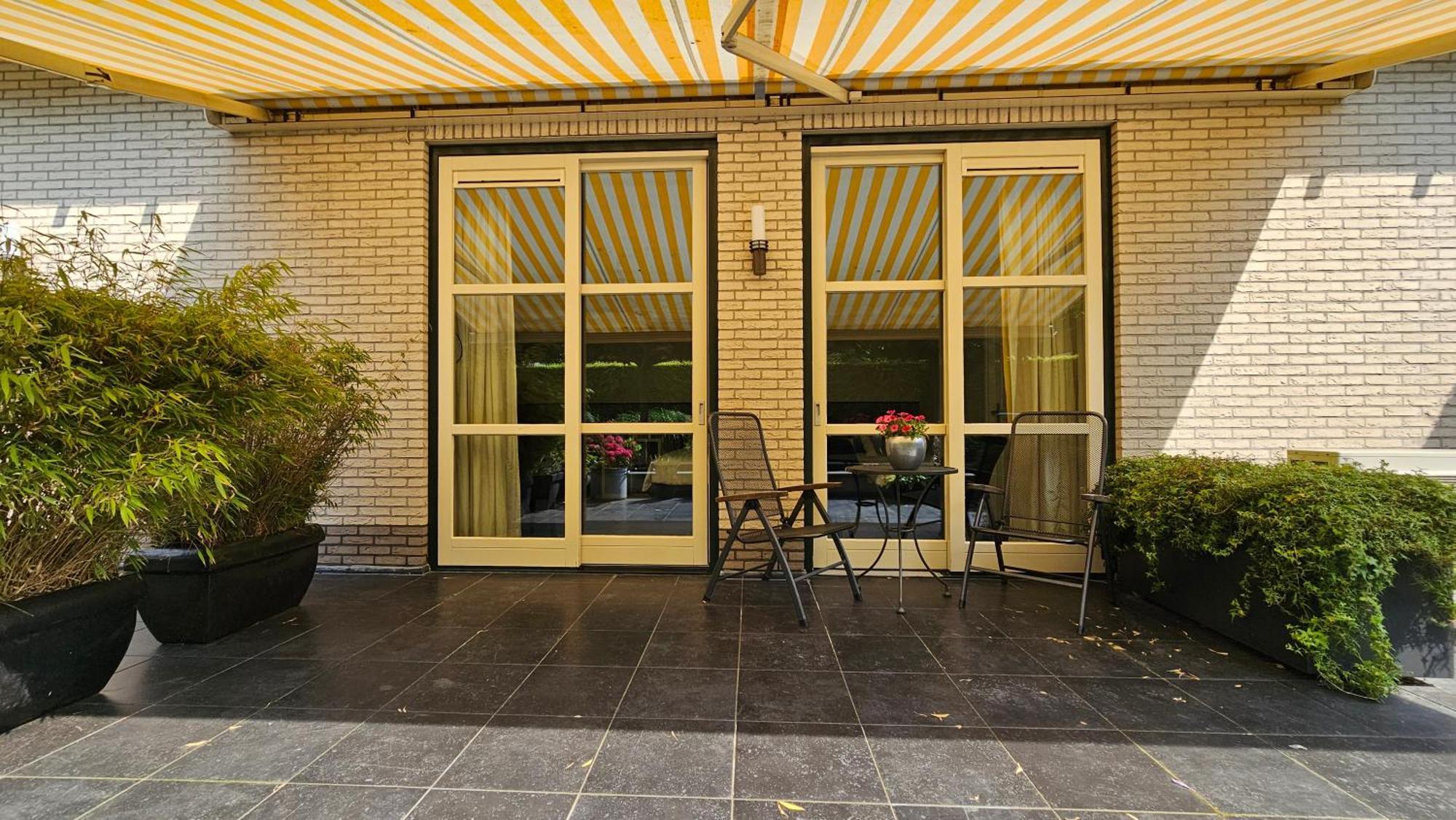 Guest Room Utrecht Ngoại thất bức ảnh