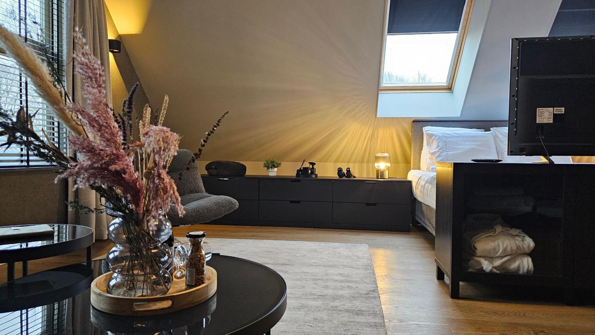 Guest Room Utrecht Ngoại thất bức ảnh